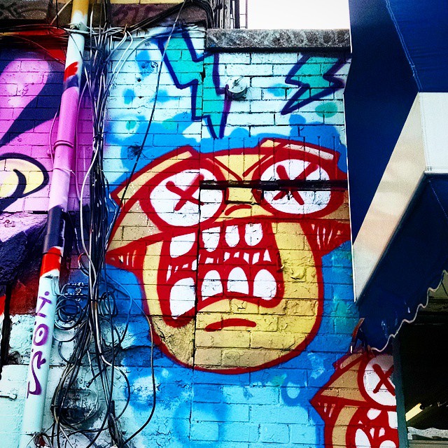 1410-SA-Bushwick-AngryTeeth/