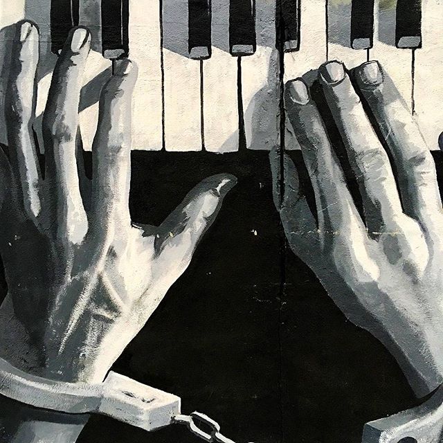 1610-SA-Bushwick-Bushwick_Collective-Jazz_Hands